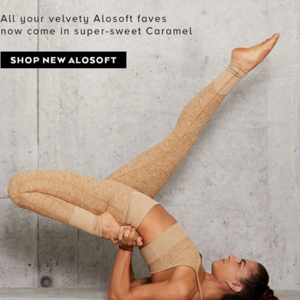 Alo Alosoft Caramel Set - High Waisted Leggings and Lavish Bra (M)
